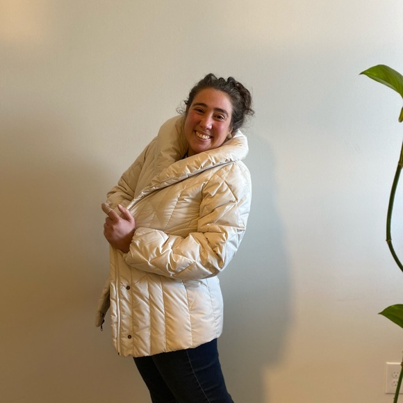 Larry Levine off-white down winter coat - Picture 6 of 6